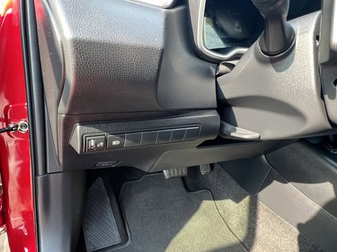 Used 2022 Toyota Corolla XSE FWD image 19