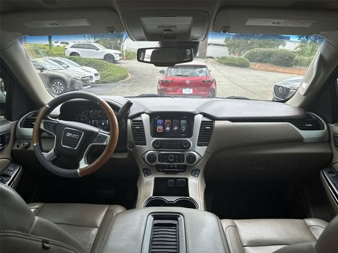 Used 2017 GMC Yukon SLT RWD image 22