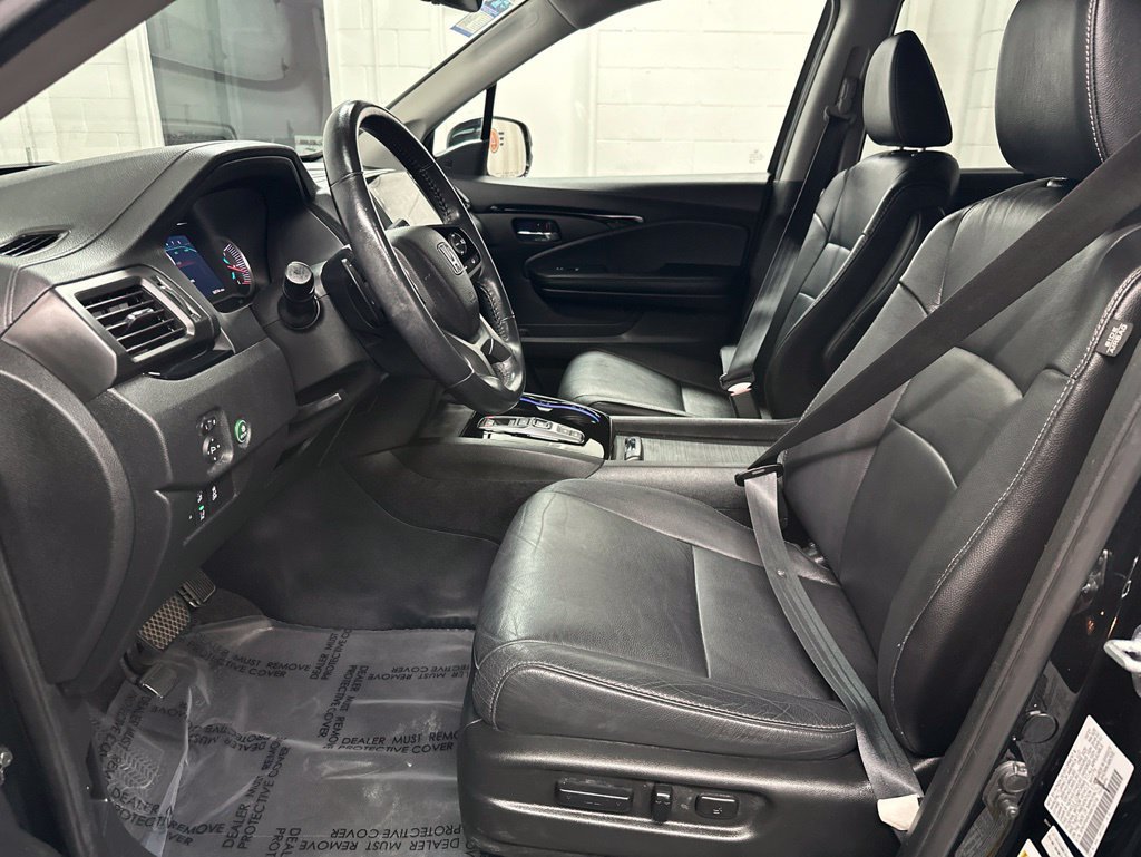 Used 2022 Honda Pilot Touring image 16