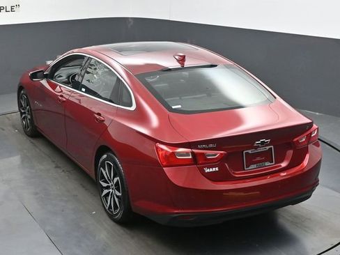 Used 2018 Chevrolet Malibu LT w/ Leather Package FWD image 39