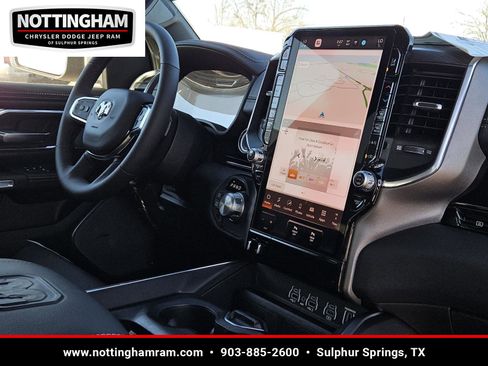 Used 2025 RAM 1500 Laramie image 31