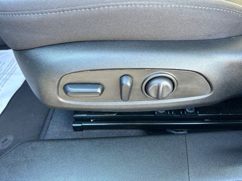 Used 2023 Chevrolet Malibu LT image 18