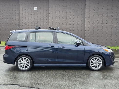 Used 2015 MAZDA MAZDA5 Grand Touring image 4