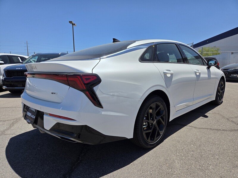 New 2026 Kia K5 GT-Line w/ GT-Line Premium Package FWD image 3