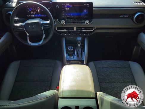 Used 2024 Chevrolet Colorado ZR2 w/ Technology Package AWD/4WD image 18