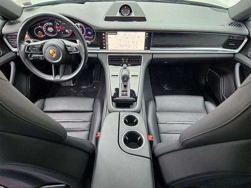 Used 2023 Porsche Panamera 4 Platinum Edition image 20