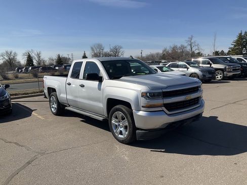 Certified 2018 Chevrolet Silverado 1500 Custom w/ Custom Value Package image 2
