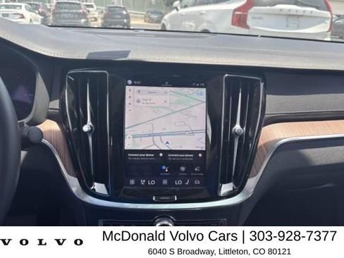 Used 2024 Volvo S60 T8 Ultimate AWD/4WD image 9