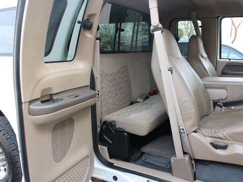 Used 2000 Ford F250 XLT image 33