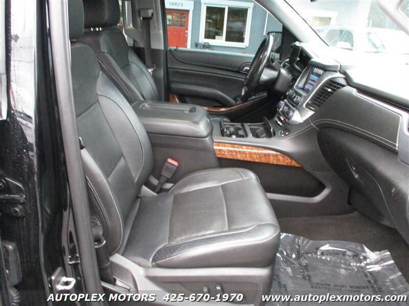 Used 2018 Chevrolet Suburban Premier AWD/4WD image 19