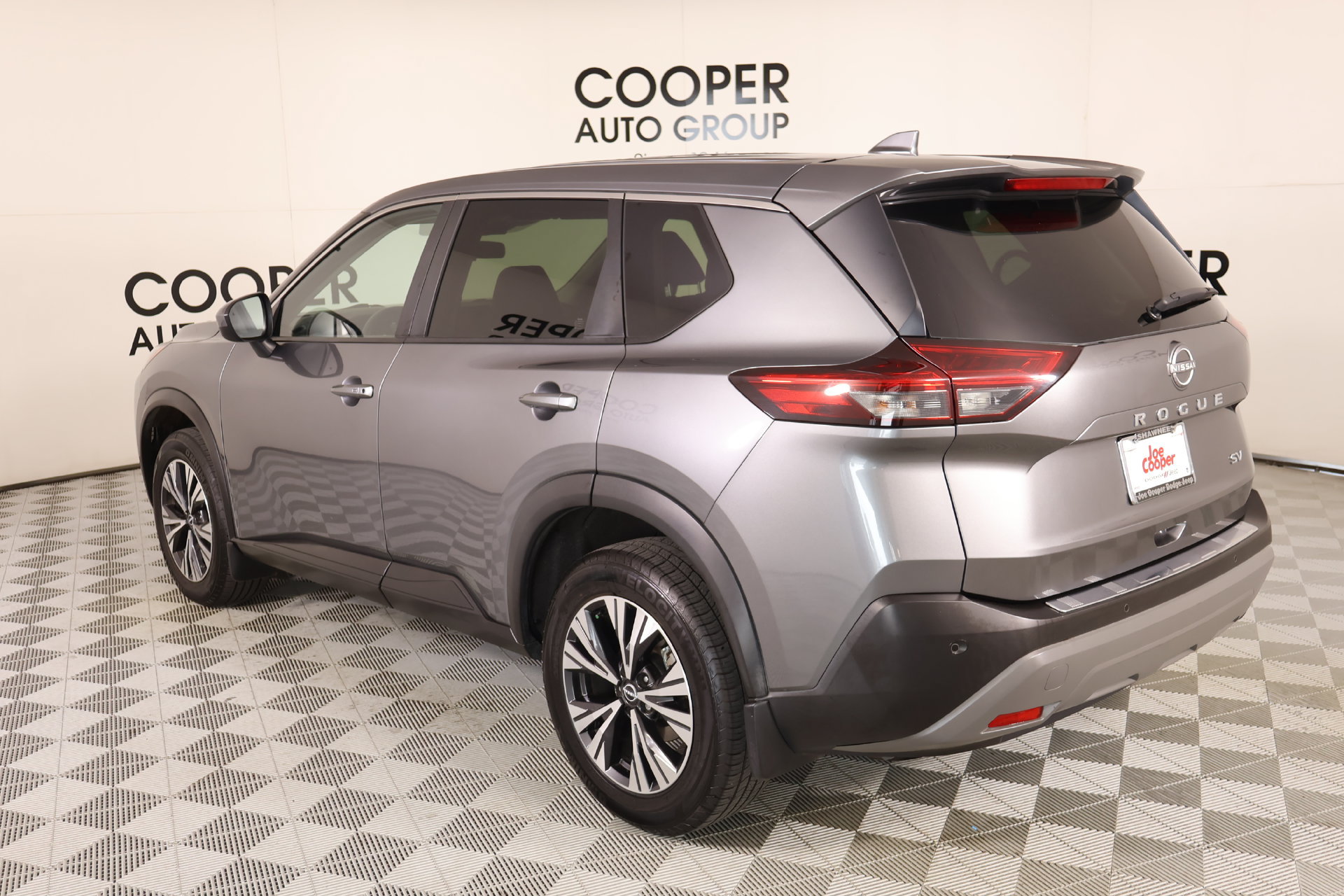 Used 2023 Nissan Rogue SV FWD image 21
