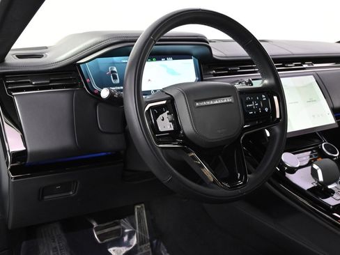 Used 2023 Land Rover Range Rover Sport SE Dynamic image 11