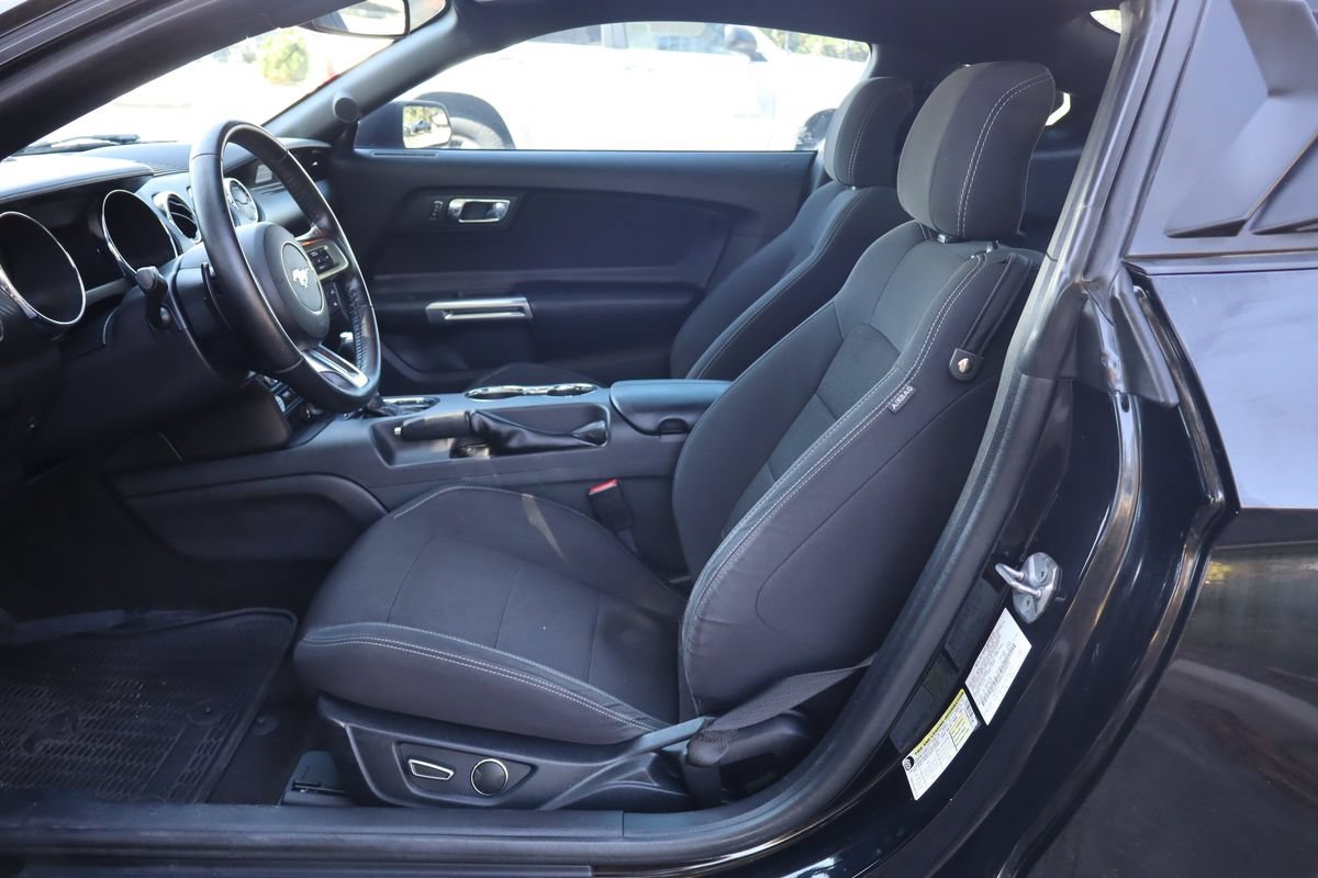 Used 2016 Ford Mustang Coupe w/ Equipment Group 051A RWD image 17