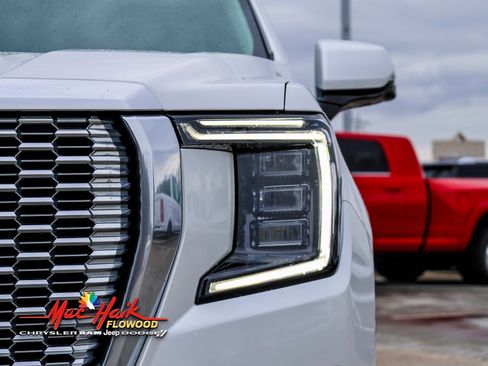 Used 2021 GMC Yukon Denali w/ Denali Ultimate Package image 5