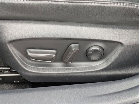 Used 2023 Toyota Camry XSE image 15