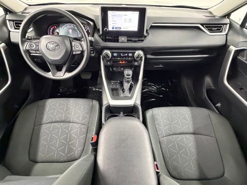 Used 2025 Toyota RAV4 XLE FWD image 35