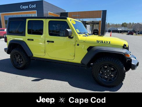 Used 2023 Jeep Wrangler Unlimited w/ Cold Weather Group AWD/4WD image 1