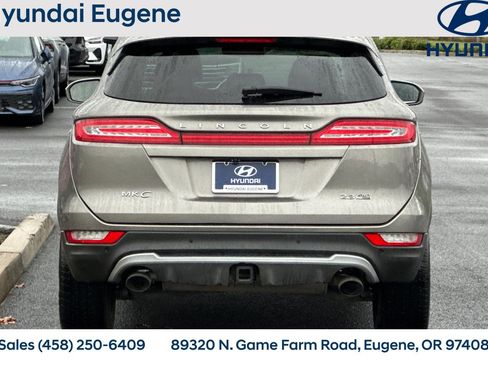 Used 2016 Lincoln MKC Reserve image 4