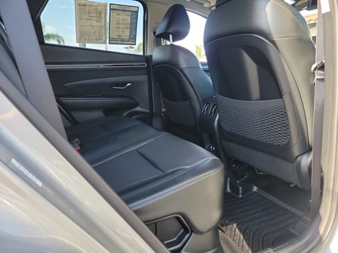 Certified 2023 Hyundai Tucson Limited AWD/4WD image 25