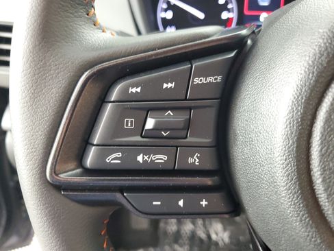 Used 2025 Subaru Crosstrek 2.5i Limited w/ Crosstrek Mirror Package image 24