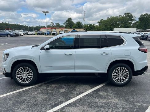 New 2026 GMC Acadia Denali w/ Super Cruise Package FWD image 19