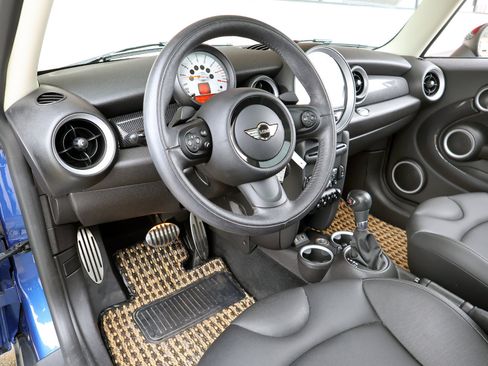 Used 2013 MINI Cooper S w/ Premium Pkg image 15