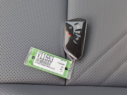 New 2026 Volkswagen Tiguan SE image 18