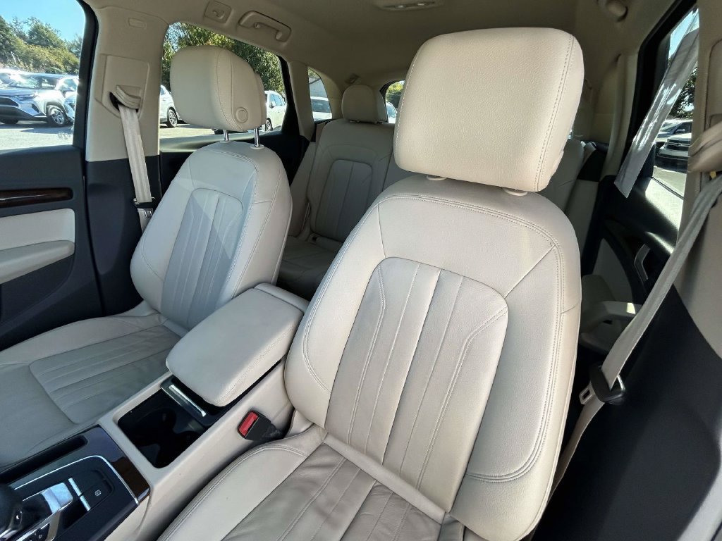 Used 2018 Audi Q5 2.0T Premium Plus w/ Premium Plus Package AWD/4WD image 17
