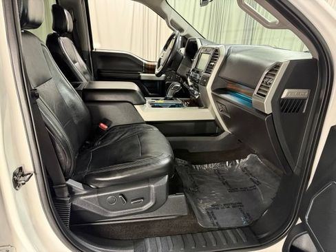Used 2015 Ford F150 Lariat AWD/4WD image 7