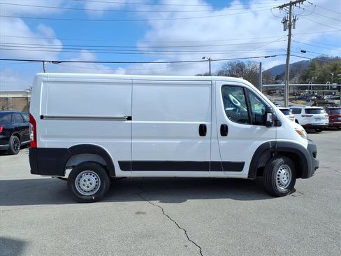 New 2026 RAM ProMaster 1500 w/ Convenience Group image 3