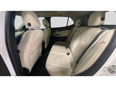 Used 2020 Buick Encore GX Essence w/ Experience Buick Package AWD/4WD image 15