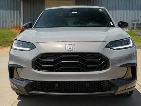 Used 2025 Honda HR-V Sport image 16