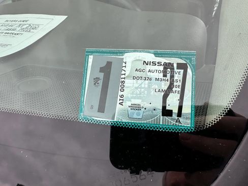 Used 2018 Nissan NV 2500 S image 14