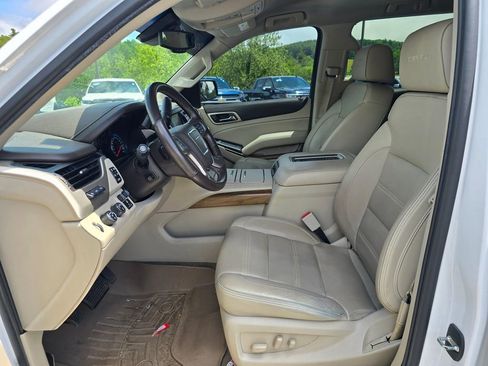 Used 2020 GMC Yukon XL Denali AWD/4WD image 4