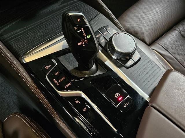 Certified 2023 BMW M550i xDrive AWD/4WD image 12