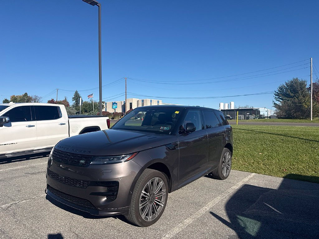 Used 2025 Land Rover Range Rover Sport Dynamic SE AWD/4WD image 1