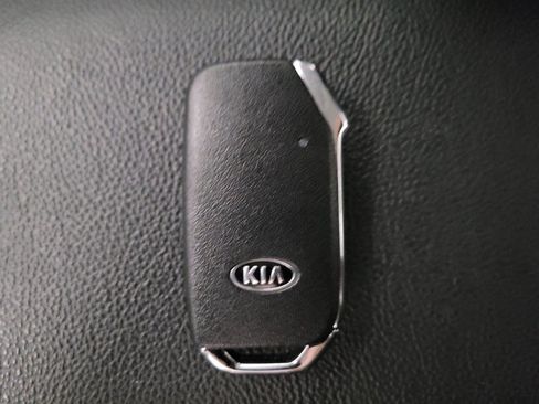 Used 2021 Kia Forte EX FWD image 32