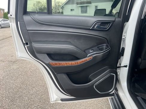 Used 2018 Chevrolet Tahoe Premier AWD/4WD image 22