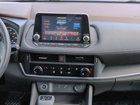 Used 2021 Nissan Rogue S AWD/4WD image 18