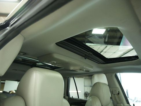 Certified 2014 Buick Enclave Premium FWD image 22