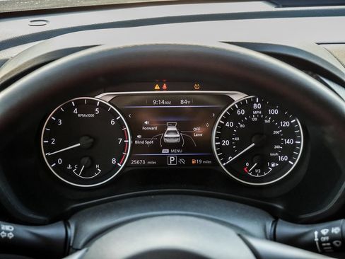 Used 2025 Nissan Sentra SV w/ Trunk Package FWD image 34