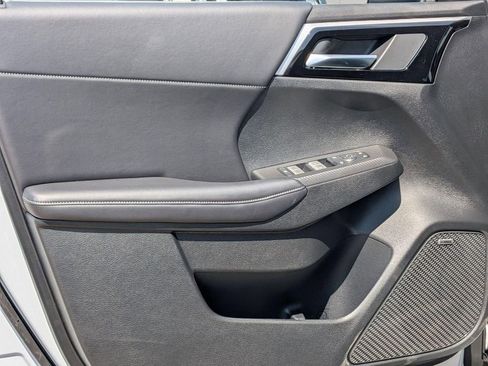 New 2026 Mitsubishi Outlander LE FWD image 14
