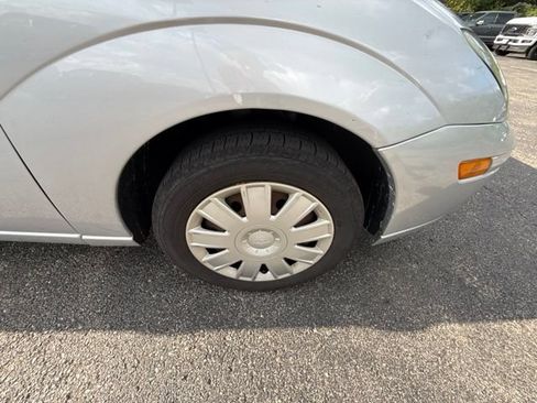 Used 2004 Ford Focus SE FWD image 26
