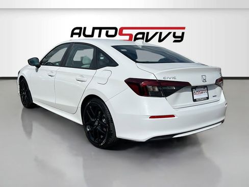 Used 2025 Honda Civic FWD Hybrid Sedan image 5