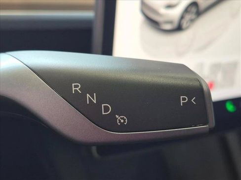 Used 2023 Tesla Model Y Long Range AWD/4WD image 15
