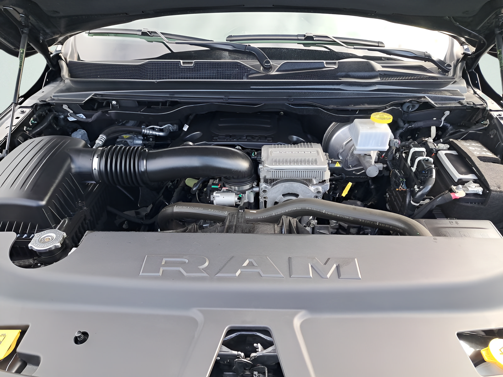 Used 2023 RAM 1500 Big Horn AWD/4WD image 18