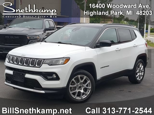 Used 2025 Jeep Compass Limited AWD/4WD image 1