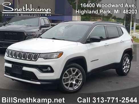 Used 2025 Jeep Compass Limited AWD/4WD image 1