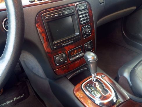 Used 2001 Mercedes-Benz S 500 image 9