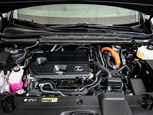 Certified 2025 Lexus RX 350 w/ Convenience Package image 36